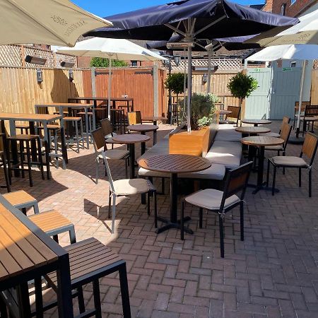 The Peppermill Town House Hotel & Restaurant Devizes Exterior photo