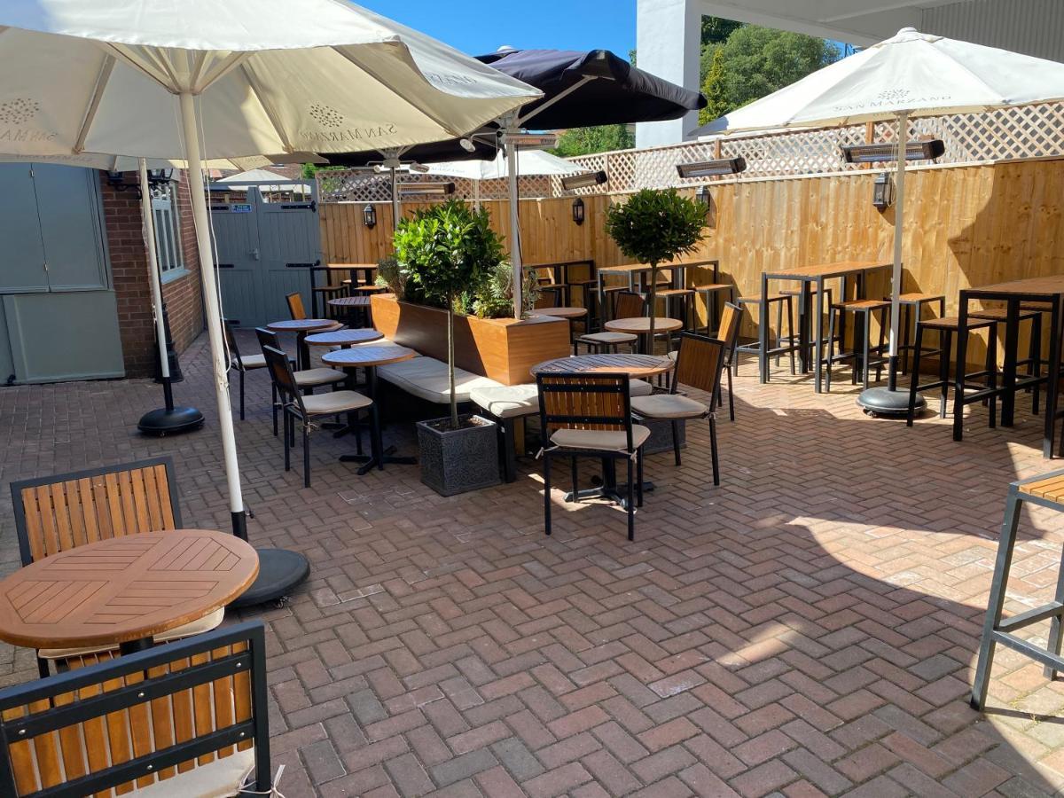 The Peppermill Town House Hotel & Restaurant Devizes Exterior photo